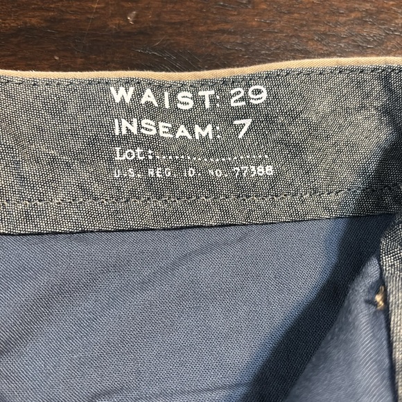 Men’s J. Crew 7” Khaki Stretch Chino Shorts - 29” Waist - Like New!  🧡 - Picture 8 of 13